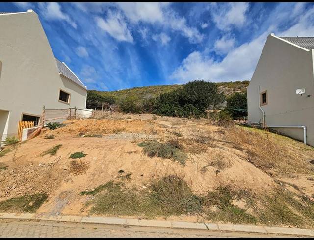 LAND FOR SALE IN VAKANSIEPLAAS